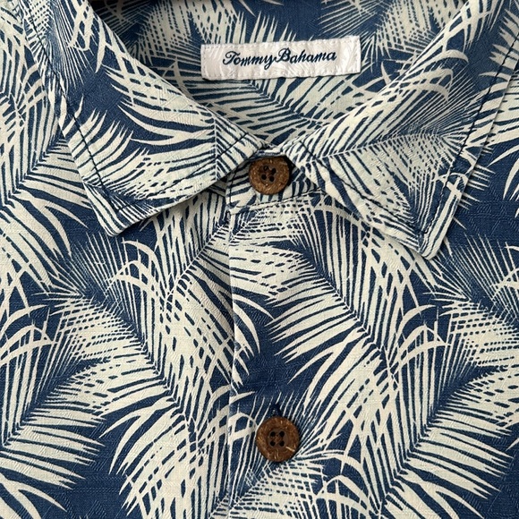 NWOT Men's Tommy Bahama Hawaiian Shirt Blue & White Palm Leaf 100% Silk XXL/TTG - Picture 4 of 8